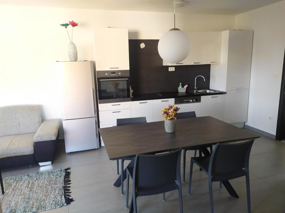 Appartement Tiamar à Slatine Extérieur photo