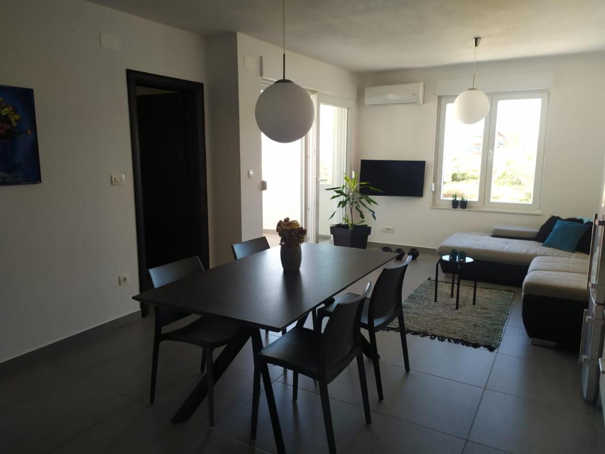 Appartement Tiamar à Slatine Extérieur photo