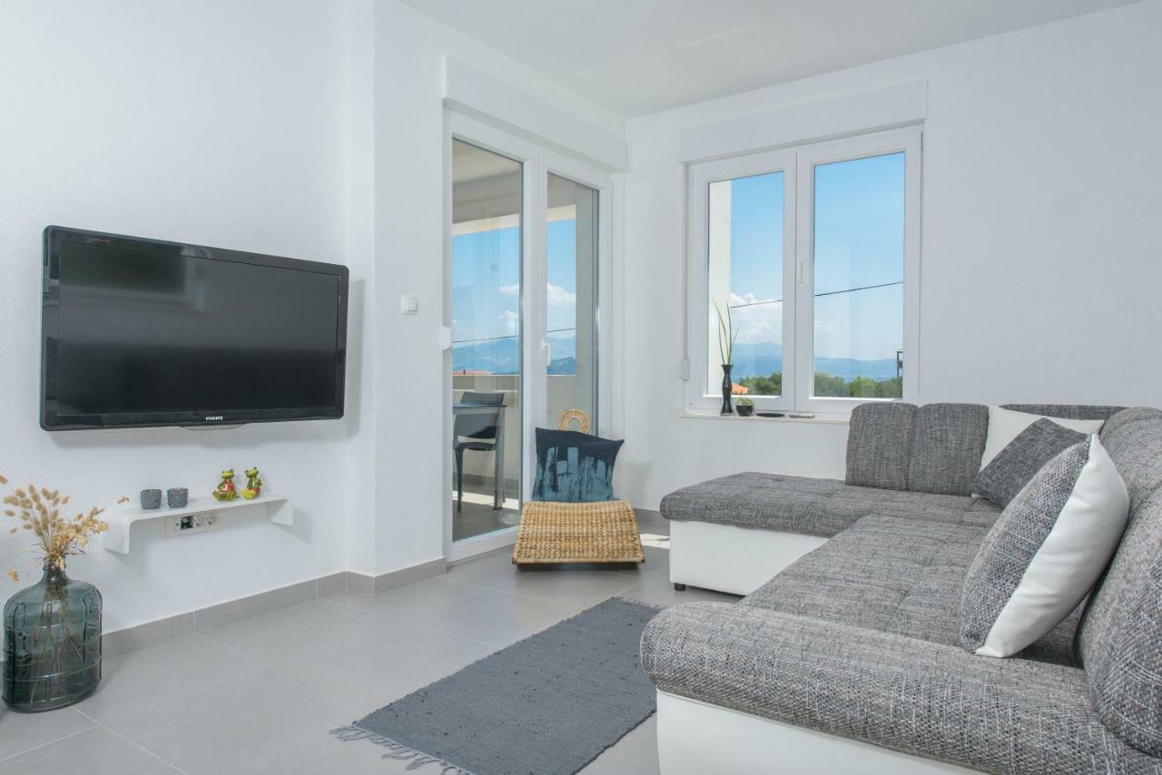 Appartement Tiamar à Slatine Extérieur photo